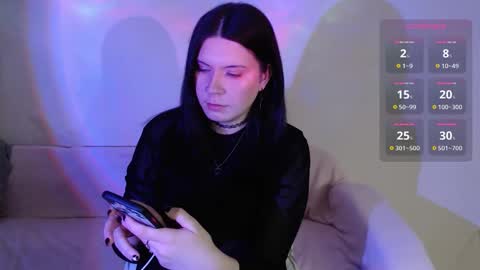 Vella online show from November 17, 9:58 pm