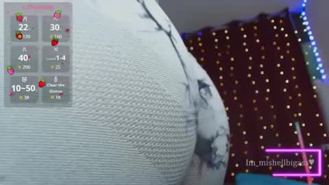 Mishell Martinez    INSTAGRAM im mishellbigass online show from April 18, 5:20 am