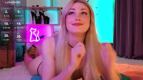  Dina  Help me reach 100 likes  online show from March 2, 9:00 pm