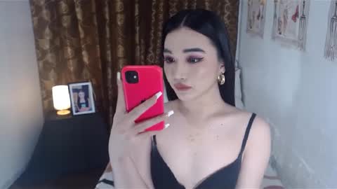 indestructabletrixie online show from January 12, 2:56 am