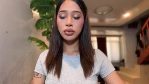 kirstenelsie online show from February 18, 1:46 am