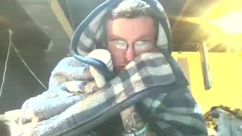 jayden420810 online show from March 6, 6:19 am