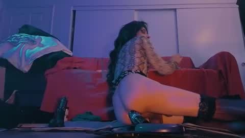 jazminpiink online show from March 16, 1:09 am