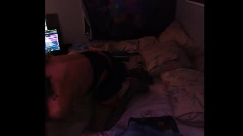 Jennie bttmcd online show from April 11, 7:45 am