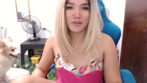 Jenny online show from February 21, 6:04 pm