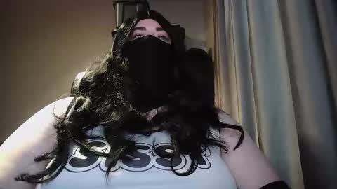 Jessie Phoenix online show from January 8, 2:10 pm