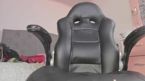 jhoanatrans22 online show from November 14, 12:18 am