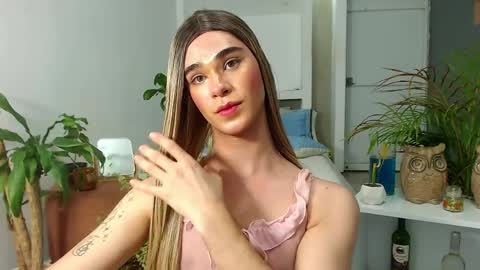 Jhuan Nhez online show from April 6, 4:46 am