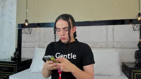 Justine online show from March 8, 3:43 am