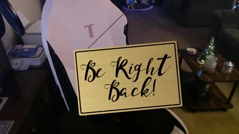 Snapshot of kait331 chatting on December 3, 1:14 am Camprincess331 online show from December 3, 1:14 am