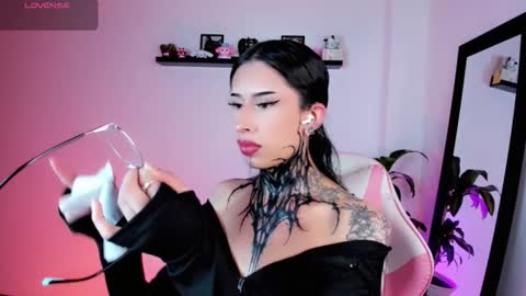 Kali Ka Please help me with your thumbs up its important   dont forget my birthday on October 26 online show from February 16, 9:12 pm