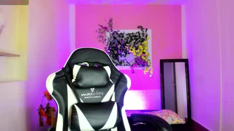 Katy online show from March 19, 2:22 am