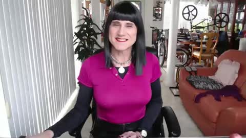 kellyanne Lynn but please call me fucktoy online show from January 7, 6:00 pm