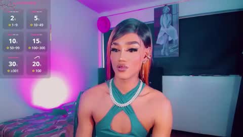 kend_hott online show from April 16, 10:45 pm