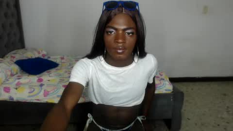 kenia_nihiara online show from July 1, 7:42 am