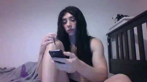 kiki_xts online show from November 16, 11:59 pm