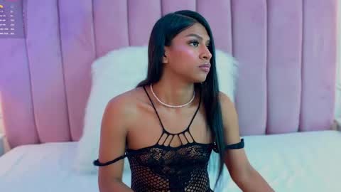 Kimberlyn online show from May 25, 8:49 pm