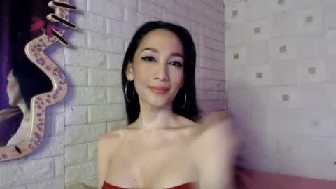 Katarena Latsveya online show from July 26, 6:15 pm