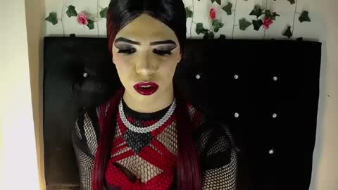 kristal_queen01 online show from April 14, 8:19 am