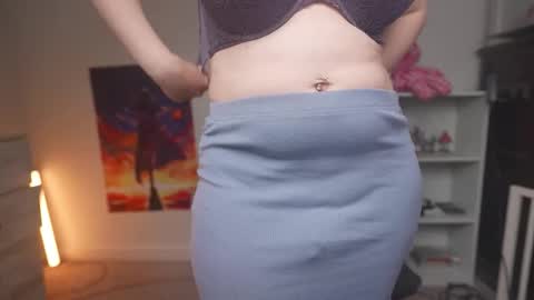 Krystal Syx online show from November 27, 1:30 am