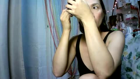 kyutshyne online show from February 6, 6:24 pm