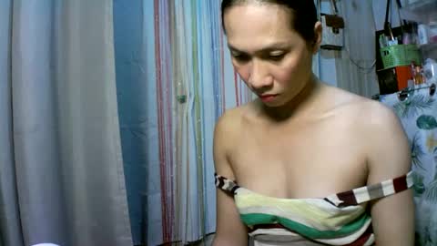 kyutshyne online show from February 19, 4:55 am