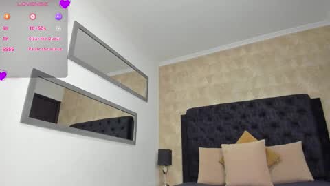 Layla Mackenzie  online show from March 31, 4:58 am