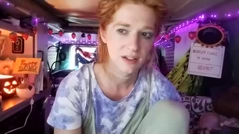 LesleyGumGrass- The Boring Trans girl online show from September 10, 6:18 pm