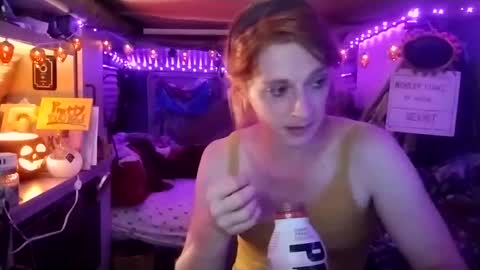LesleyGumGrass- The Boring Trans girl online show from September 12, 12:08 am