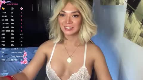 lexiesmith_ online show from September 12, 3:04 am