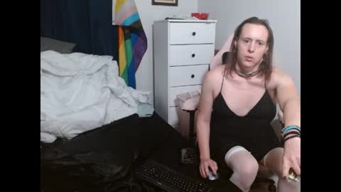 Lexi Doll online show from July 19, 8:40 am