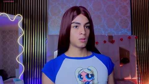  LIHIAN  online show from April 2, 5:44 pm