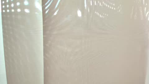Snapshot of linda_xx90 chatting on February 21, 9:22 pm LAURA RAMIREZ online show from February 21, 9:22 pm