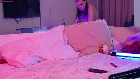 LisaFoxLynx online show from January 9, 8:22 pm