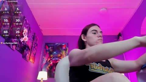 Lizeth  Tatiana Mahecha online show from March 12, 5:45 am