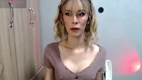 hana online show from June 9, 2:44 am