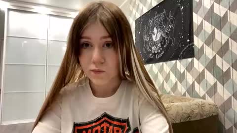 EVA online show from October 30, 3:55 pm