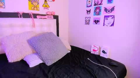 LuanRush online show from April 15, 8:09 pm