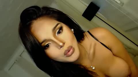    MONA    online show from September 14, 11:31 pm