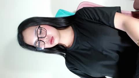 luna_whitedoll online show from February 5, 9:14 am