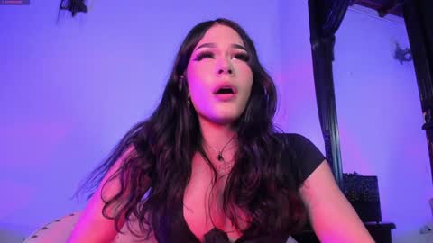 maddy_rios online show from January 7, 4:52 am