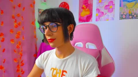 Madeline  online show from April 5, 1:09 pm