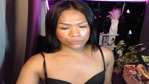 MADISONWILL online show from April 7, 12:50 pm