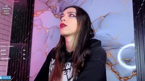 maevekuro online show from February 13, 3:35 am