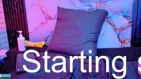 maevekuro online show from February 15, 7:51 am