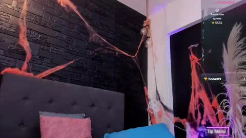 maite_smith69 online show from October 30, 1:10 pm