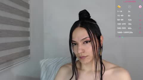 Mariapau online show from February 4, 1:27 pm