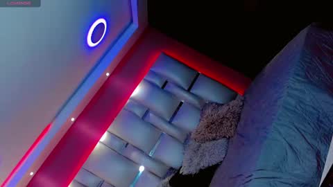 Manuela Kingsley online show from February 2, 5:10 am