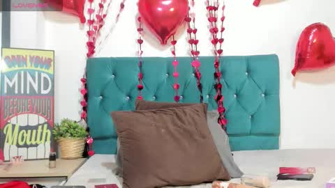 marfilastrom online show from March 8, 5:38 pm