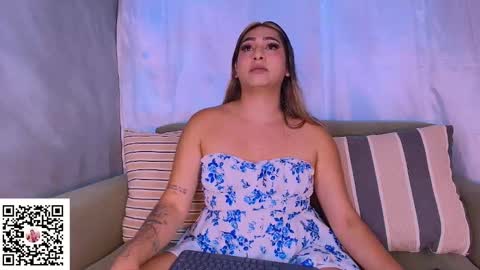 Snapshot of martinaladino chatting on September 23, 4:56 pm MARTINA ntmu Lets talk I promise not to bite you or yes IG martina26l online show from September 23, 4:56 pm